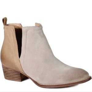 Diba True Stop By Almond Toe Pull On Booties Cognac Leather